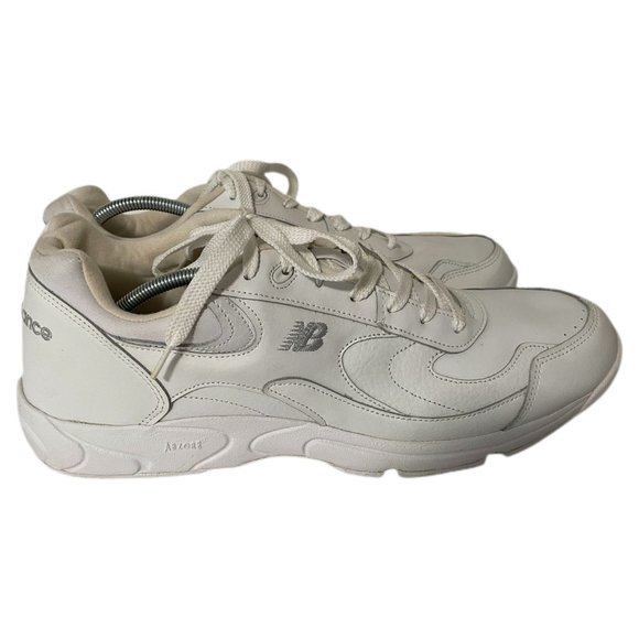New Balance \